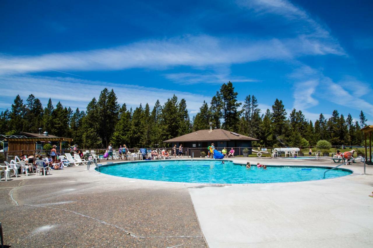 Bend-Sunriver Camping Resort Wheelchair Accessible Yurt 13 Exterior foto